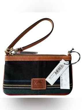 Dooney & Bourke Black & Tartan Stripe Large Zip Wristlet – NWT
